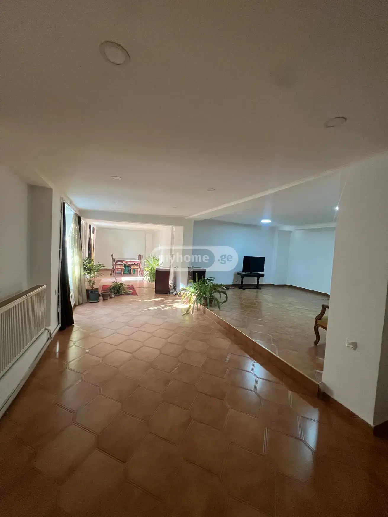 8 Room Private House For Rent In Saburtalo view 7