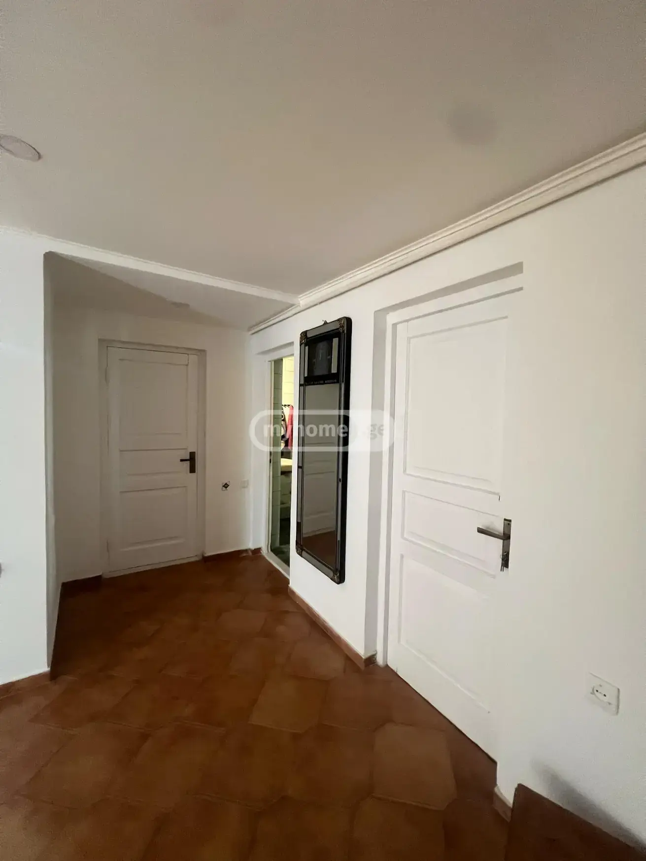 8 Room Private House For Rent In Saburtalo view 4