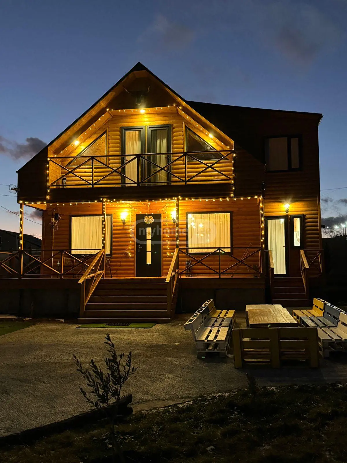 5 Room Private House Daily Rent In Lilo view 1
