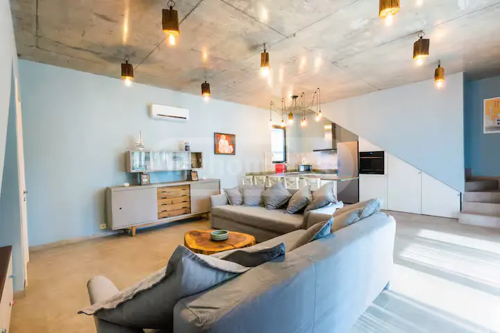 3 Room Private House For Sale view 4