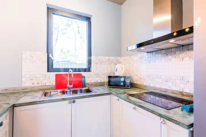 3 Room Private House For Sale view 8