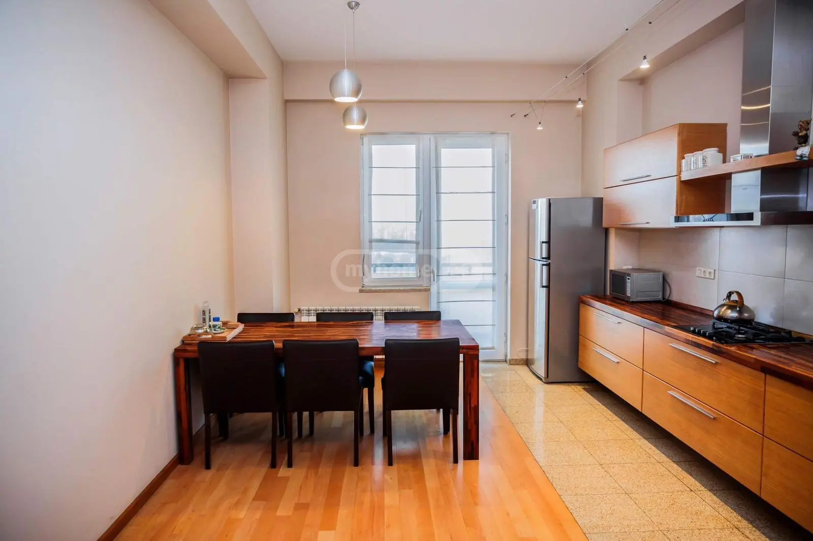 4 Room Apartment For Rent In Vera view 11