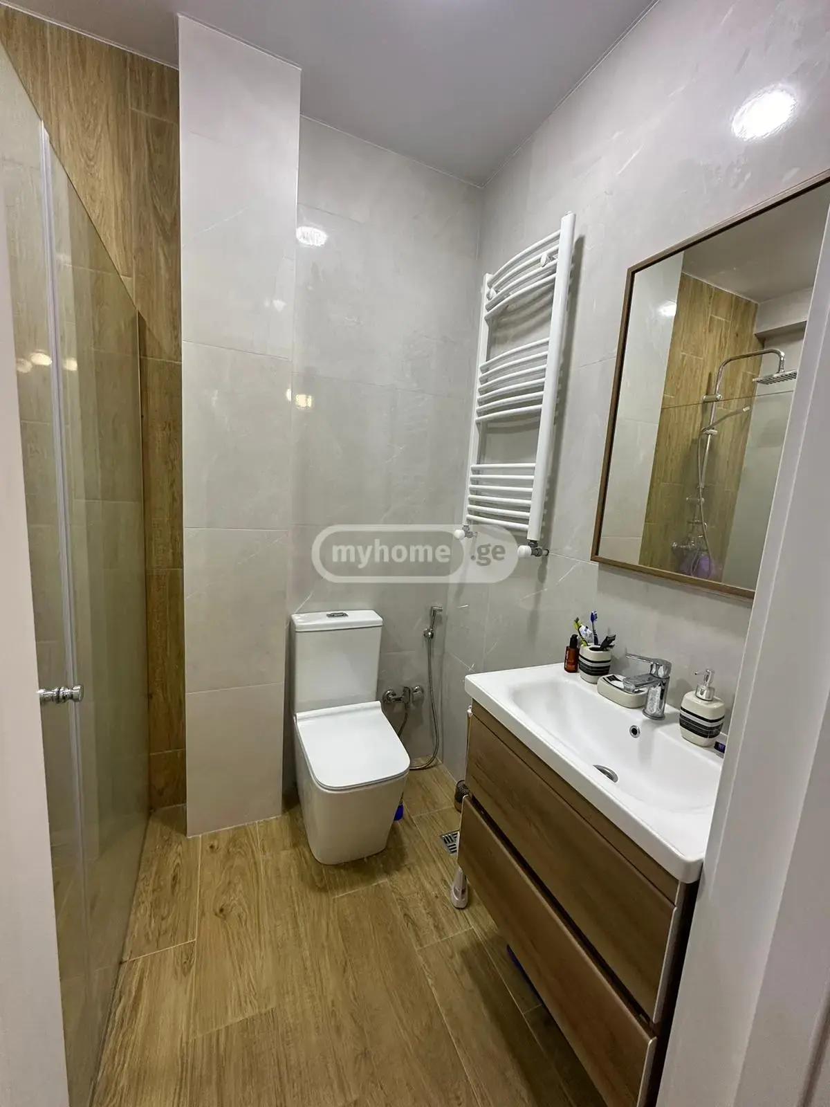 6 Room Private House For Rent In Avlabari view 6