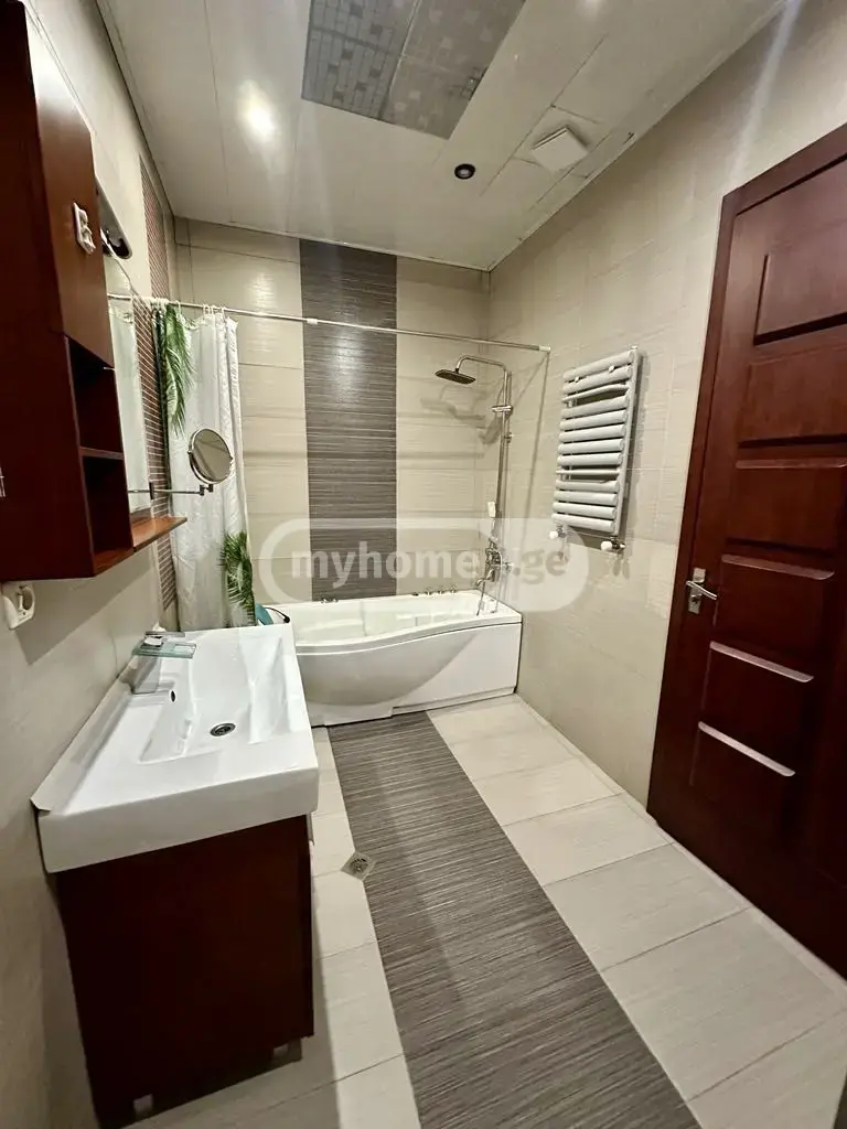 4 Room Private House For Rent In Isani view 11