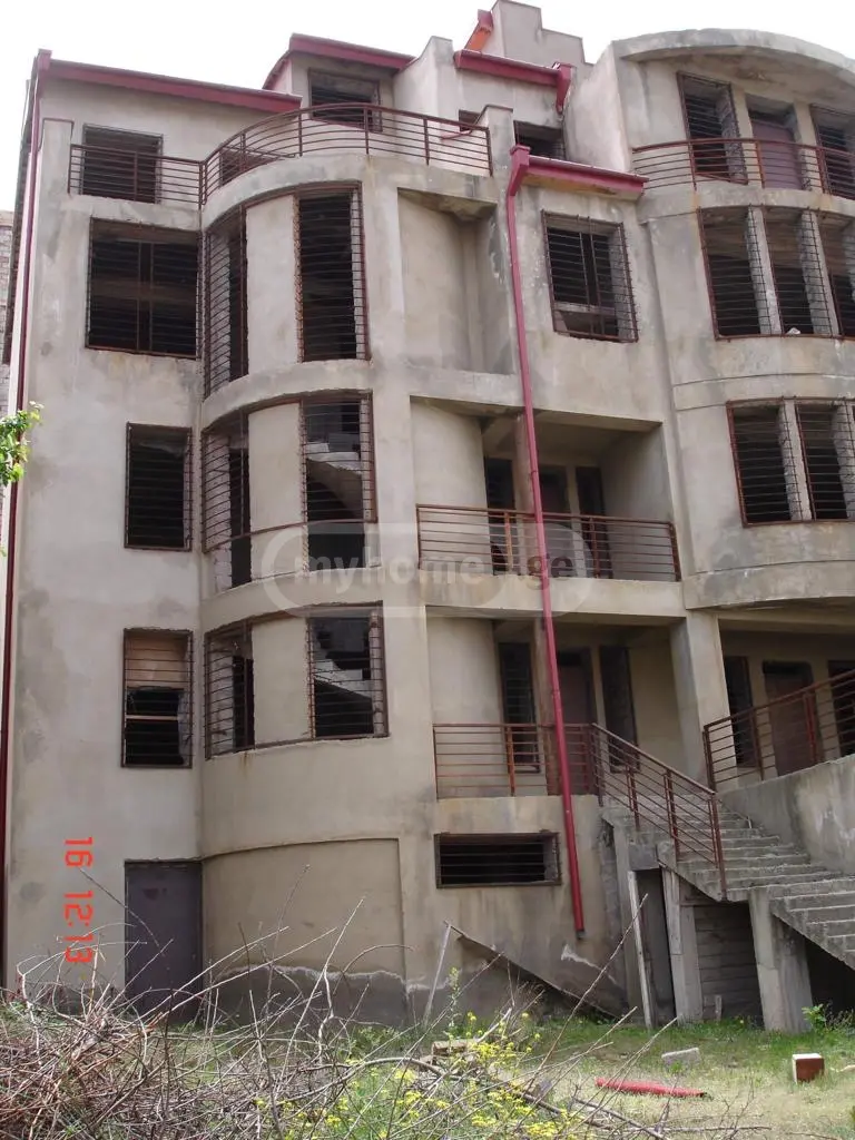 Non-Agricultural Plot For Sale In Vera view 8