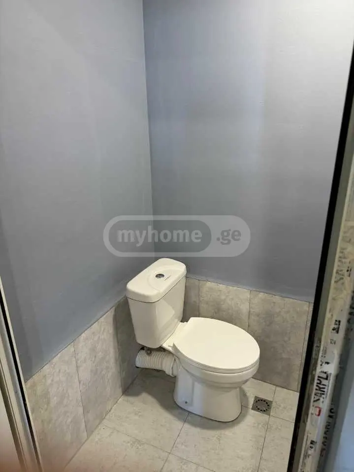 10+ Room Hotel For Rent In Saburtalo view 8