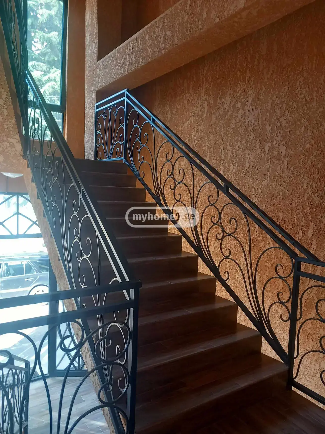 Universal Commercial Area For Rent Zastava, In Qutaisi view 9