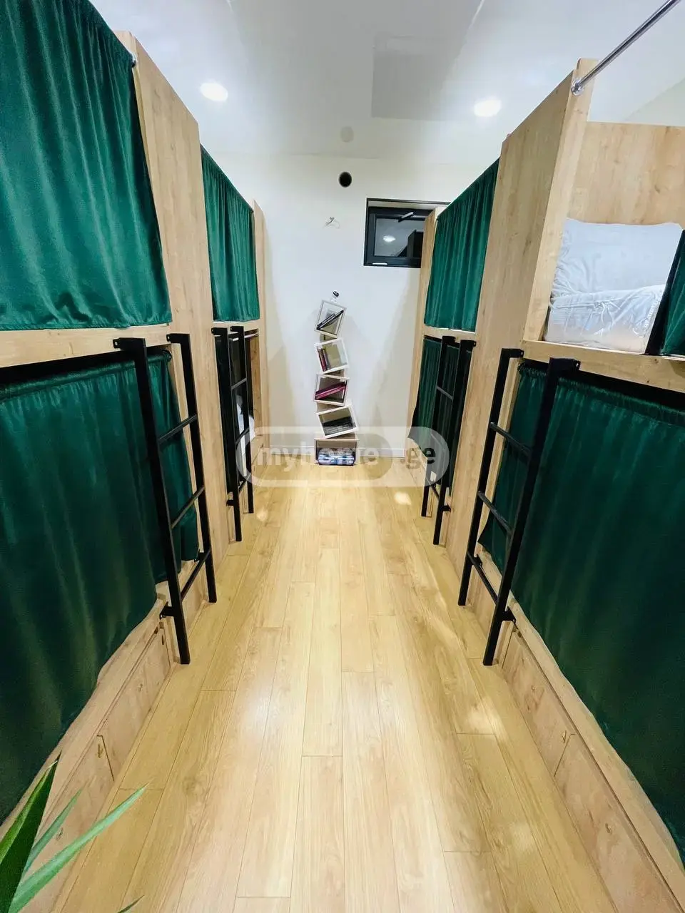 10+ Room Hotel For Rent In Didube view 9