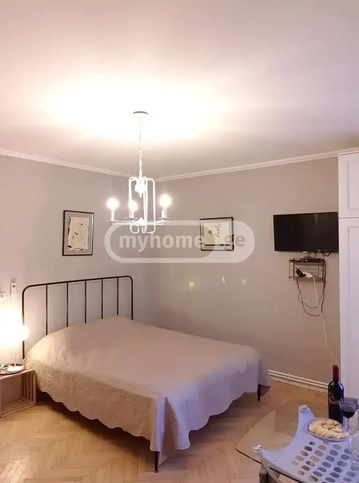 5 Room Hotel For Rent In Vera view 3