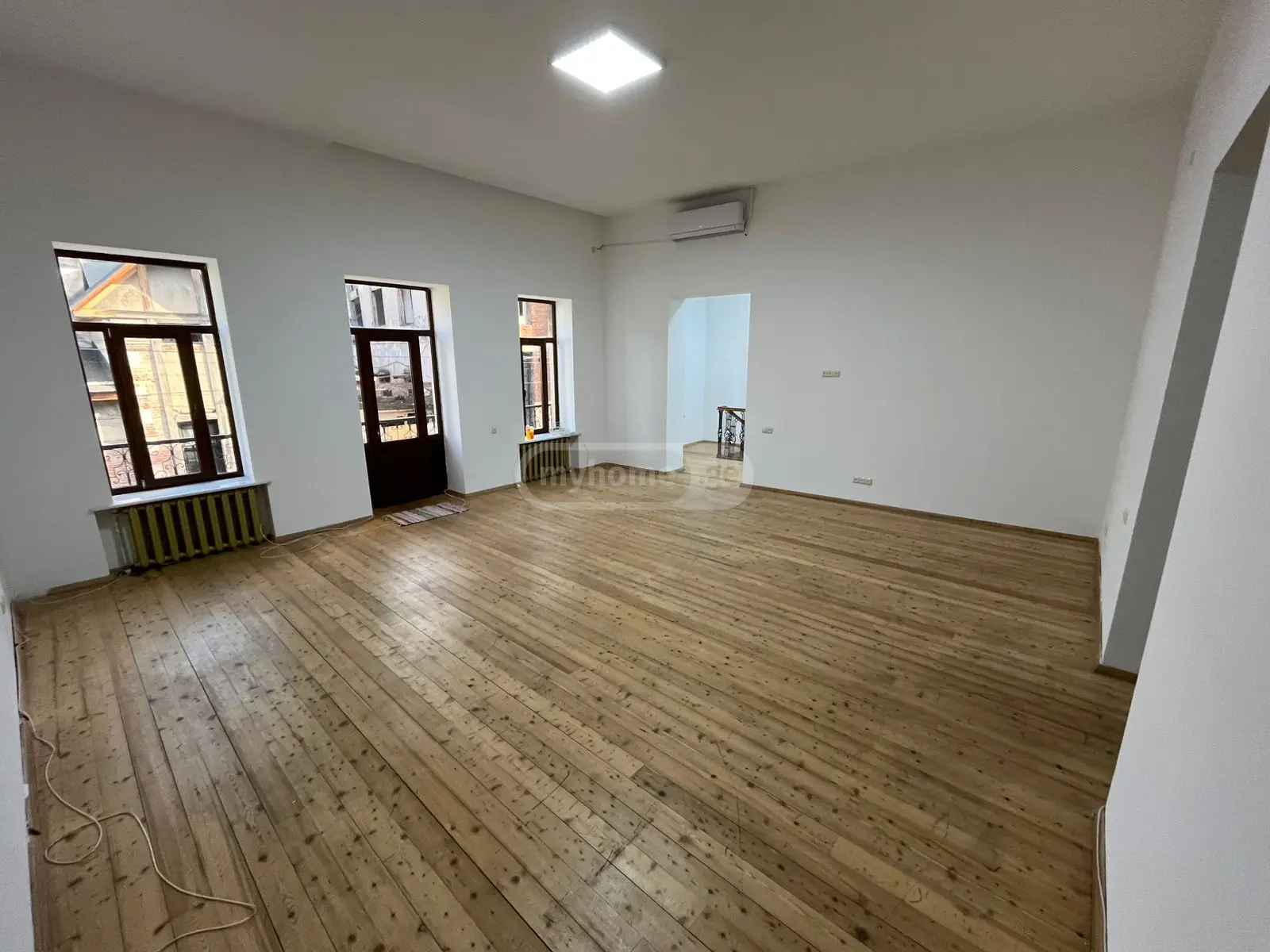 Universal Commercial Area For Rent Mepetubani, In Qutaisi view 1
