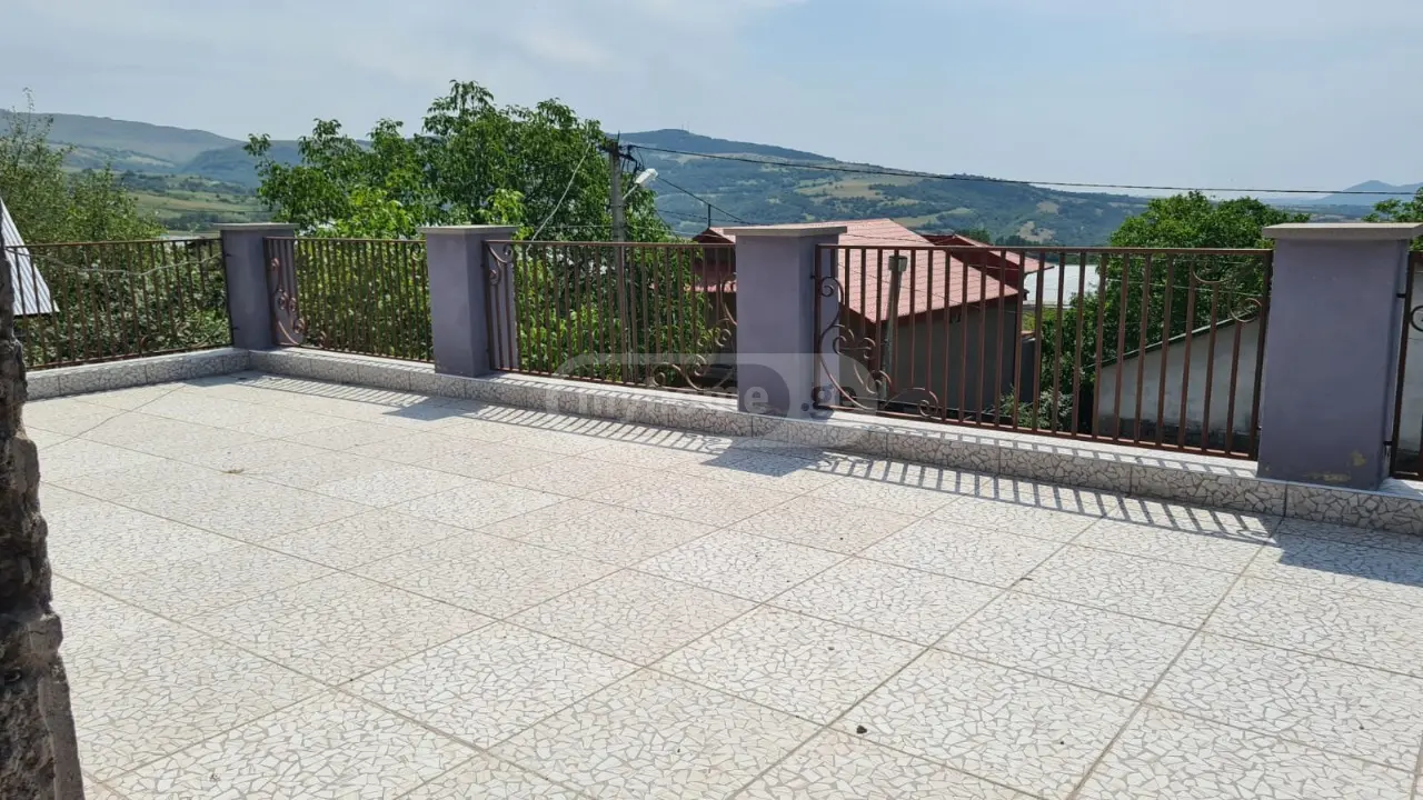 6 Room Country House For Sale view 7