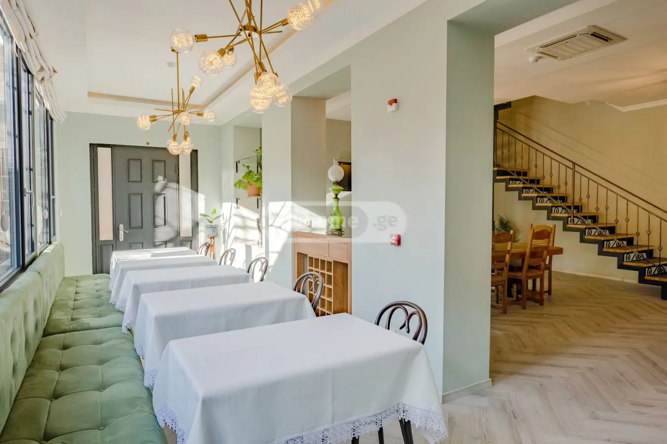 10+ Room Hotel For Sale In Vera view 7