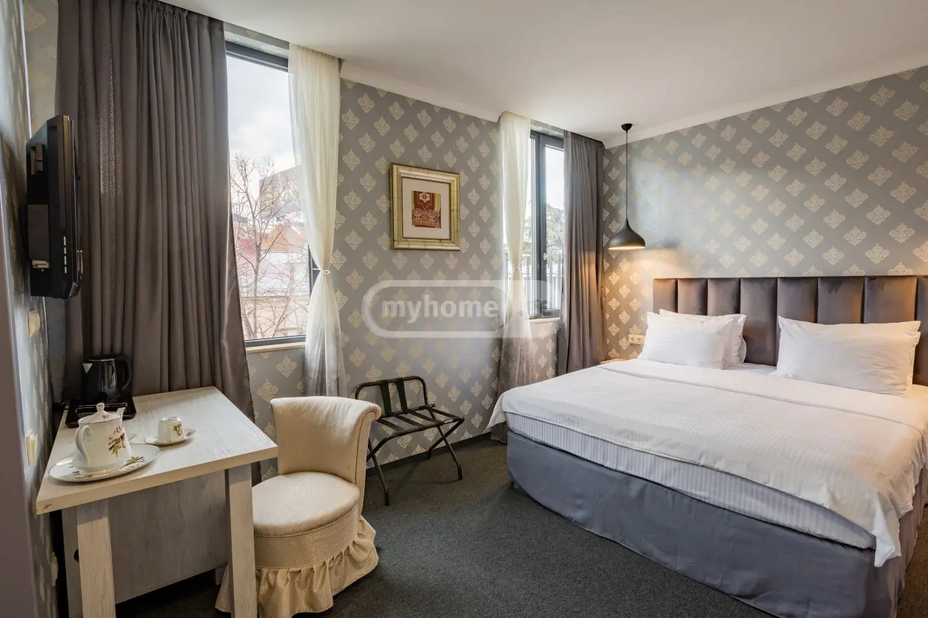 10+ Room Hotel For Sale In Vera view 6