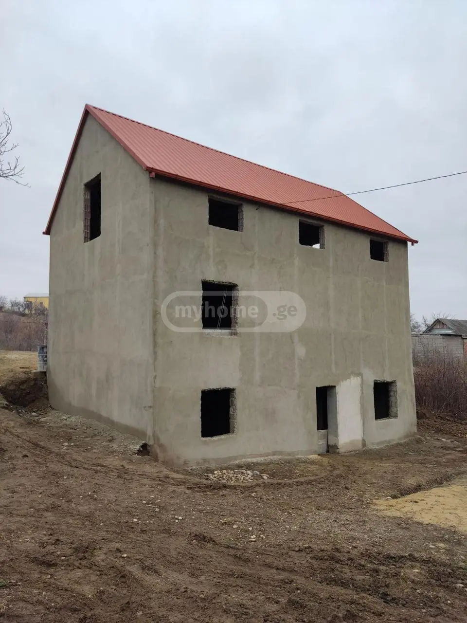 6 Room Private House For Sale view 4