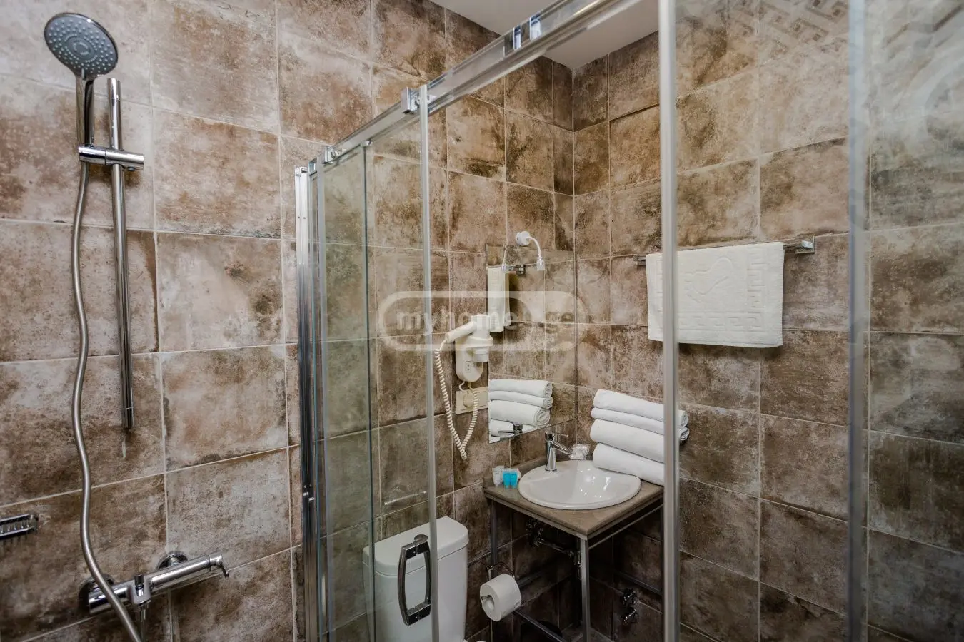 10+ Room Hotel For Sale In Vera view 11