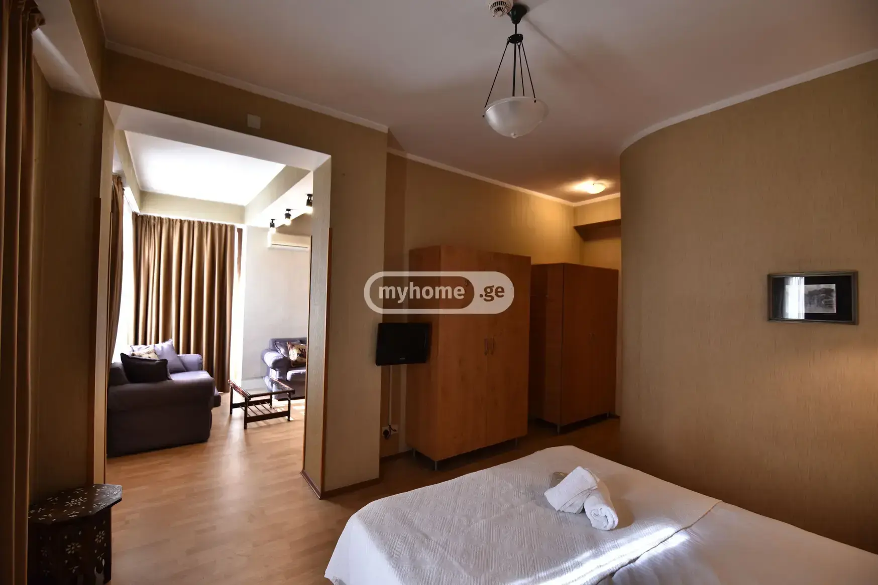 10+ Room Hotel For Rent In Mtatsminda view 10