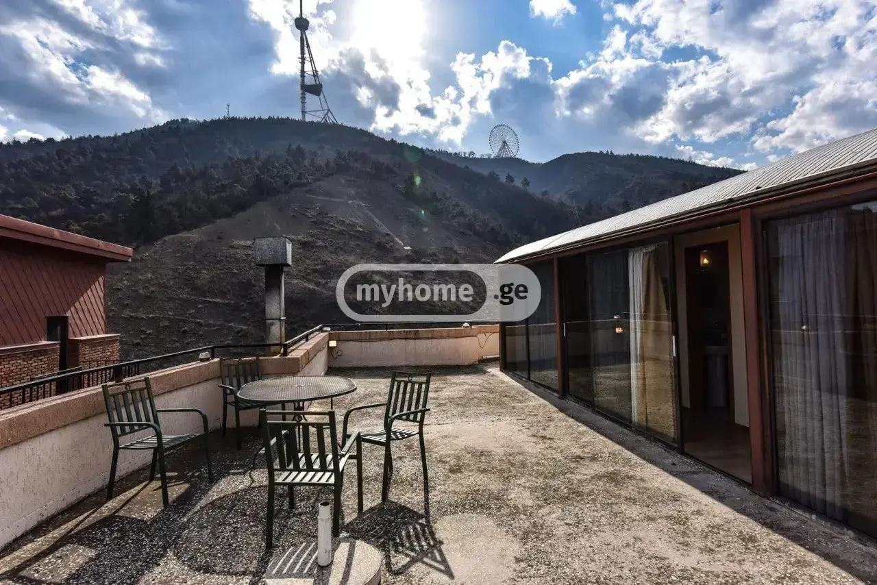 10+ Room Hotel For Rent In Mtatsminda view 9