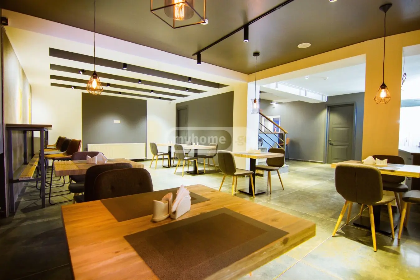 10+ Room Hotel For Sale In Isani view 3
