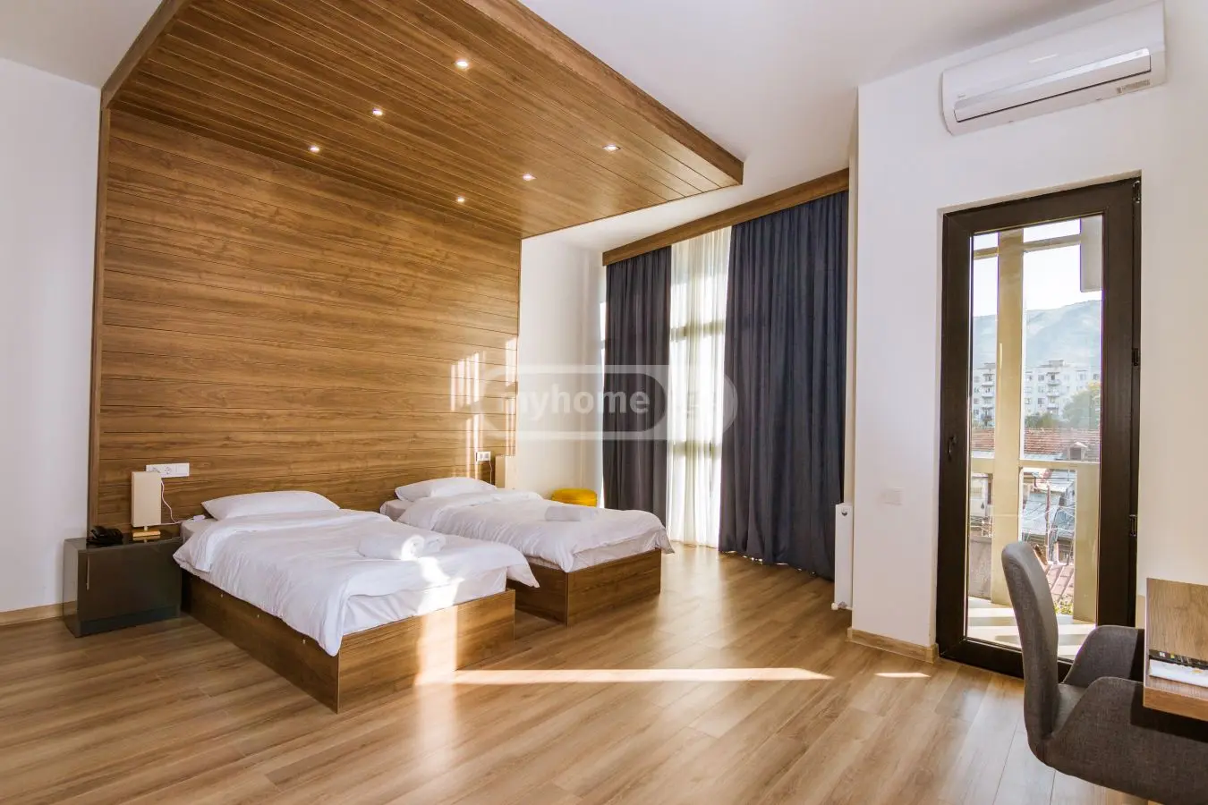 10+ Room Hotel For Sale In Isani view 5