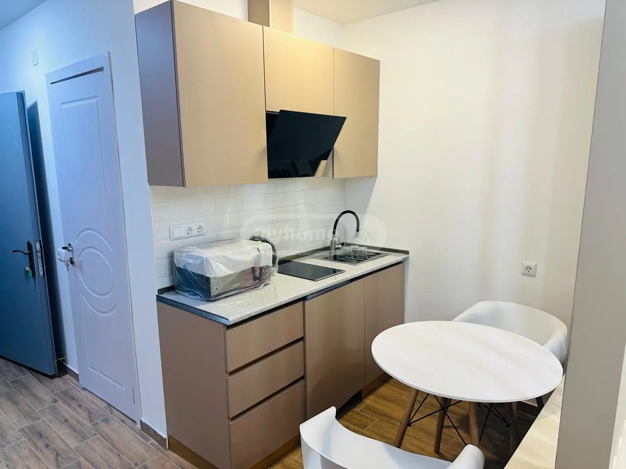 1 Room Apartment For Sale view 2