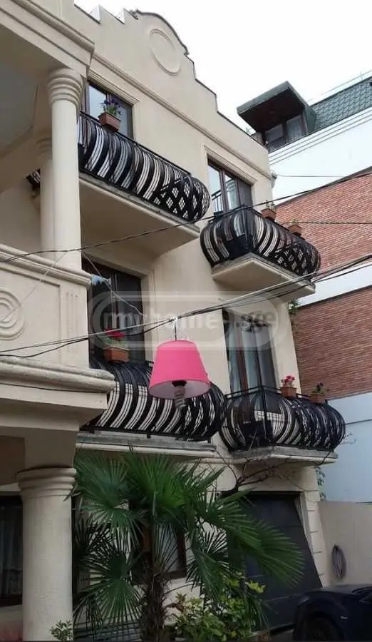 10+ Room Hotel For Rent In Sololaki view 5