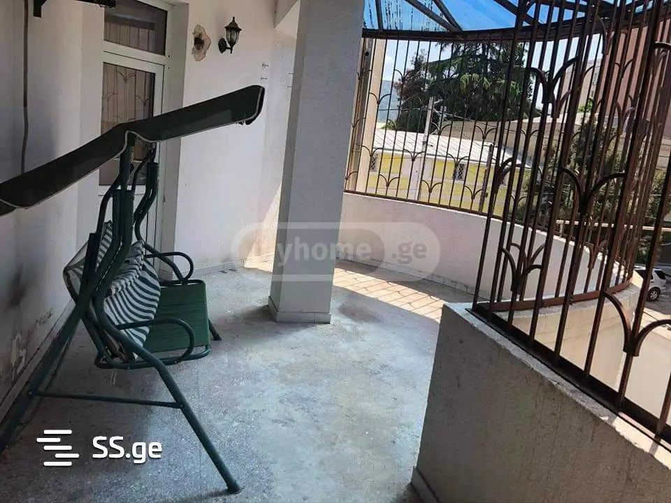 10+ Room Hotel For Rent In Isani view 8