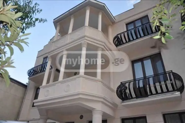 10+ Room Hotel For Rent In Sololaki view 1