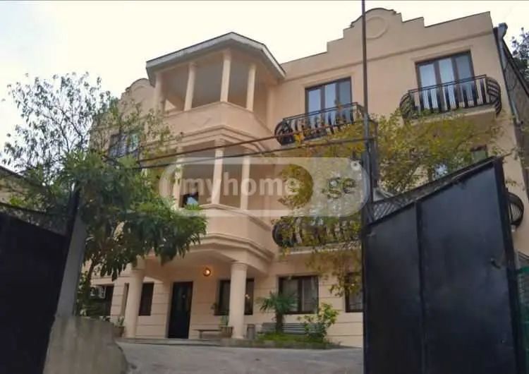 10+ Room Hotel For Rent In Sololaki view 3