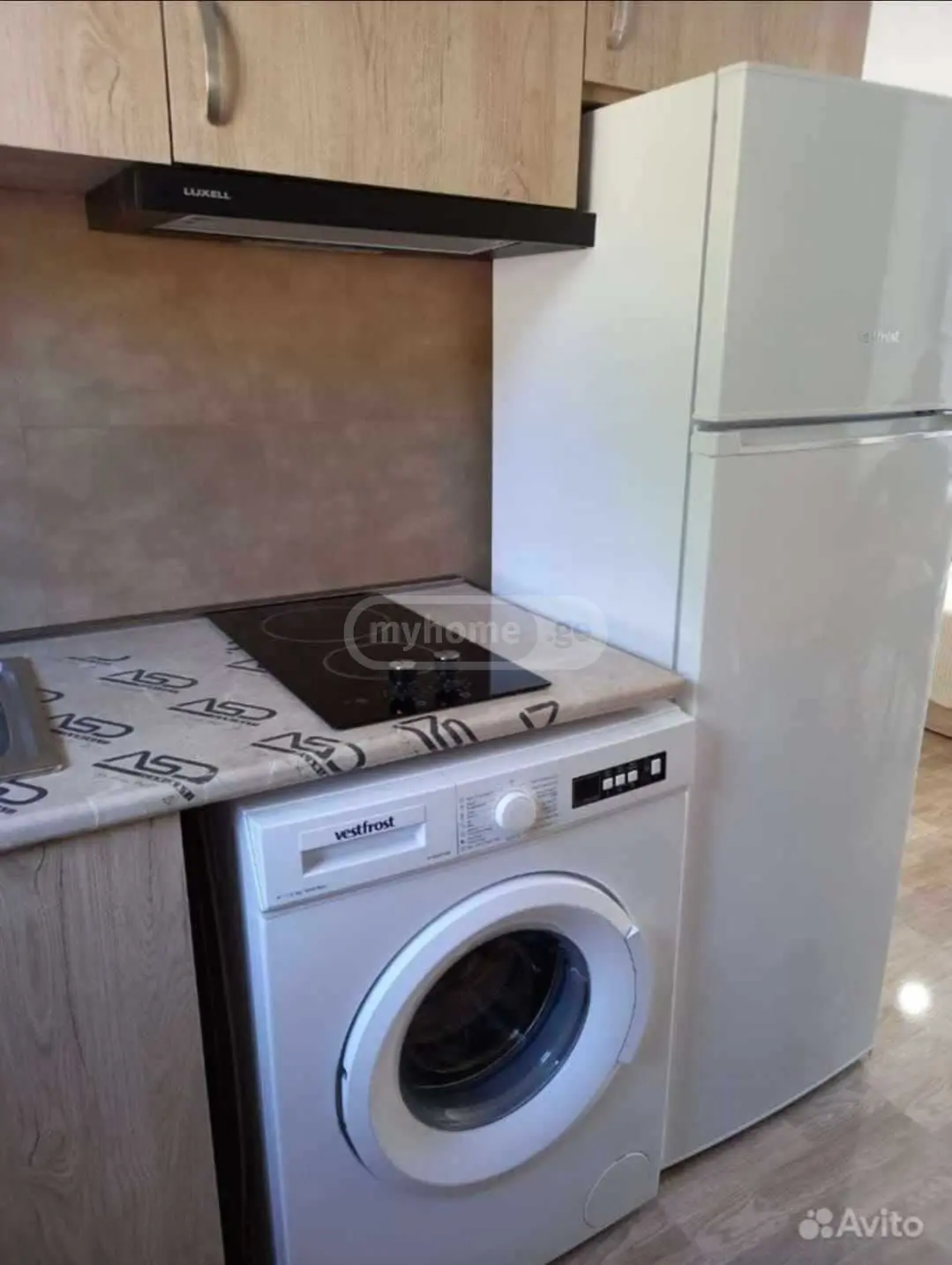 10+ Room Hotel For Rent On Moscow Ave view 2