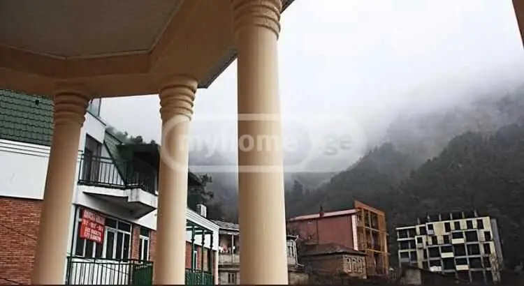 10+ Room Hotel For Rent In Sololaki view 7