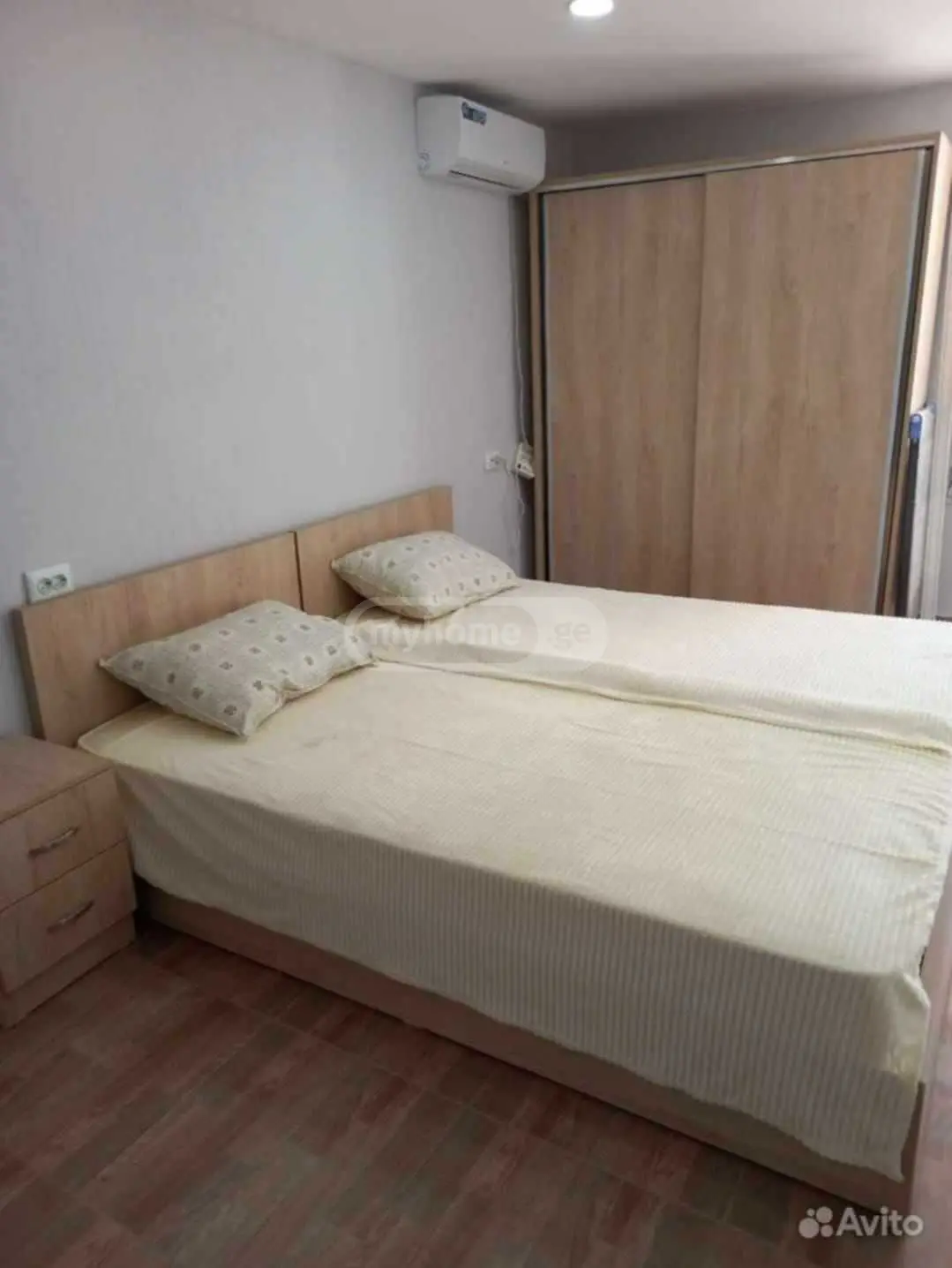 10+ Room Hotel For Rent On Moscow Ave view 3