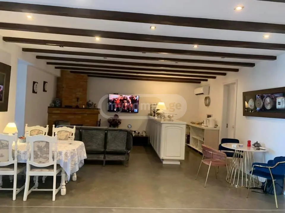 10+ Room Hotel For Rent In Vera view 9