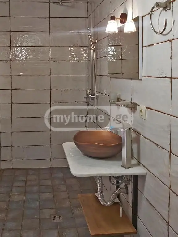 10+ Room Hotel For Sale In Sololaki view 8