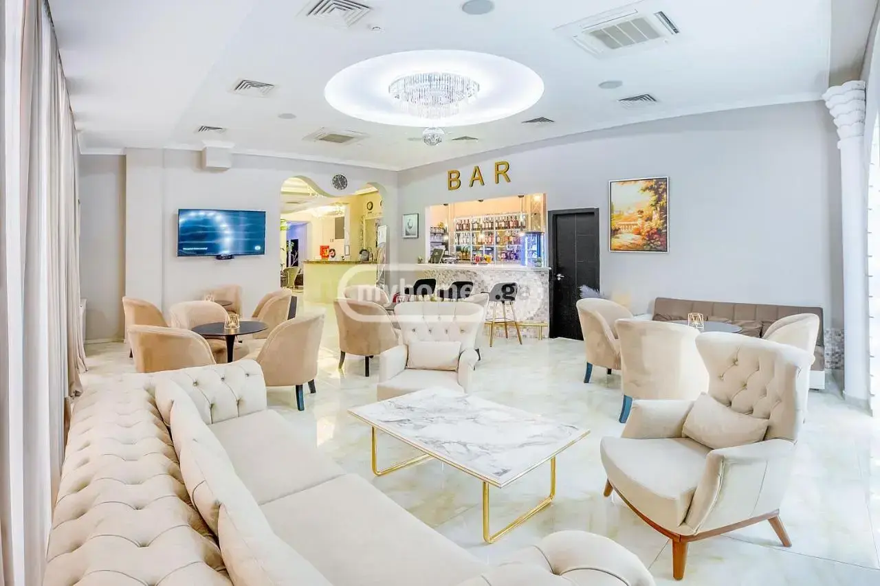 10+ Room Hotel For Sale In Ortachala view 3