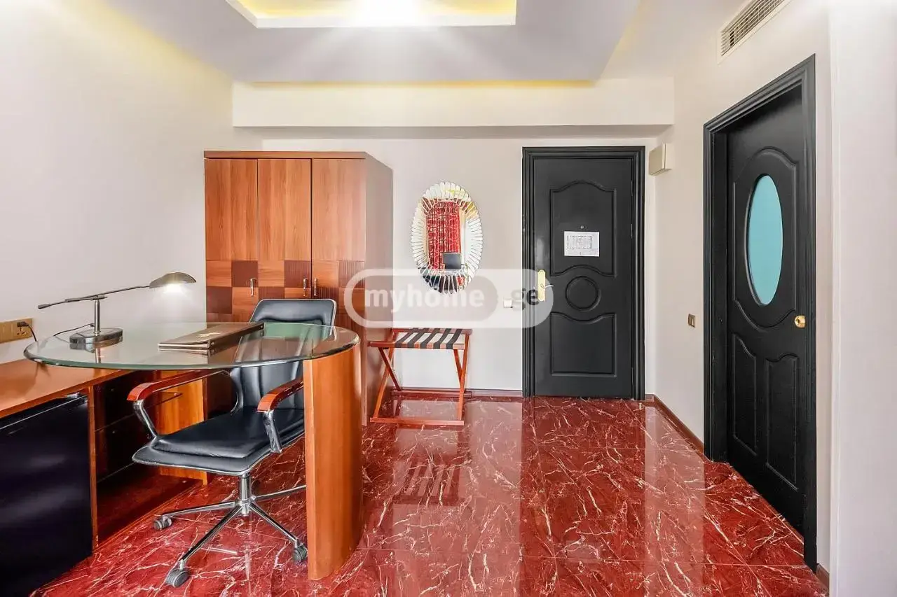 10+ Room Hotel For Sale In Ortachala view 9