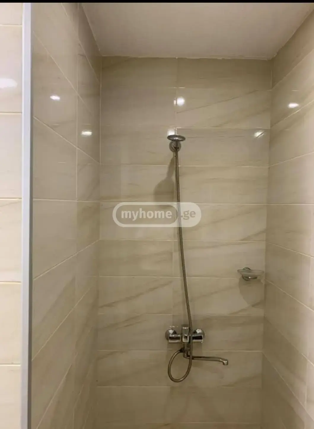 6 Room Hotel For Rent In Avlabari view 12
