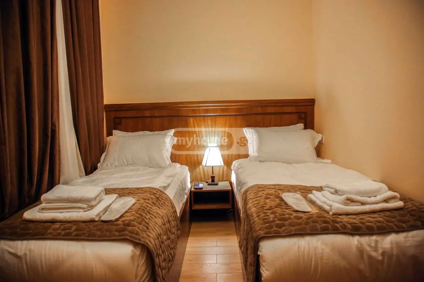 6 Room Hotel For Rent In Sololaki view 5