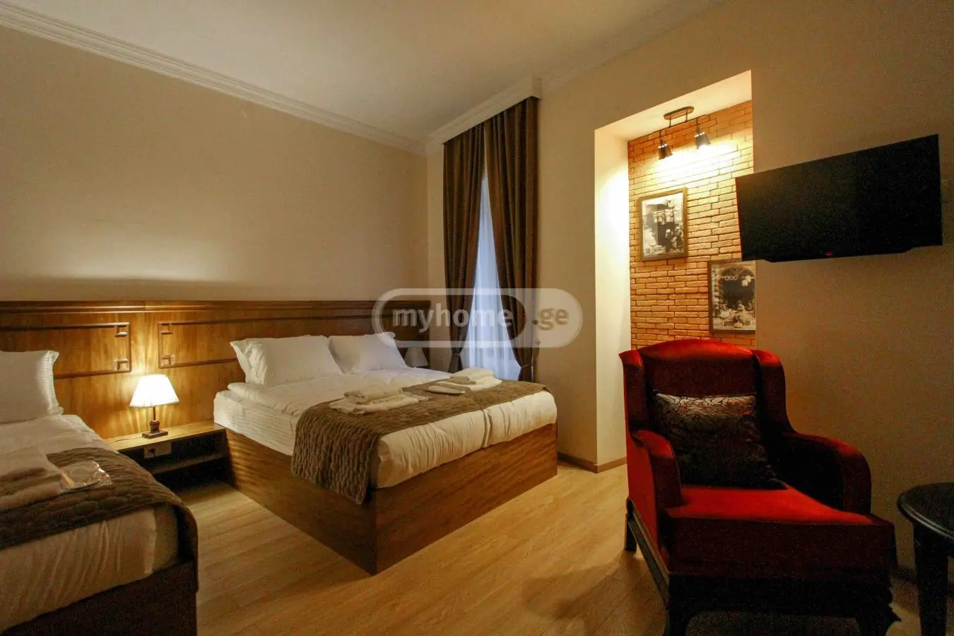 6 Room Hotel For Rent In Sololaki view 4
