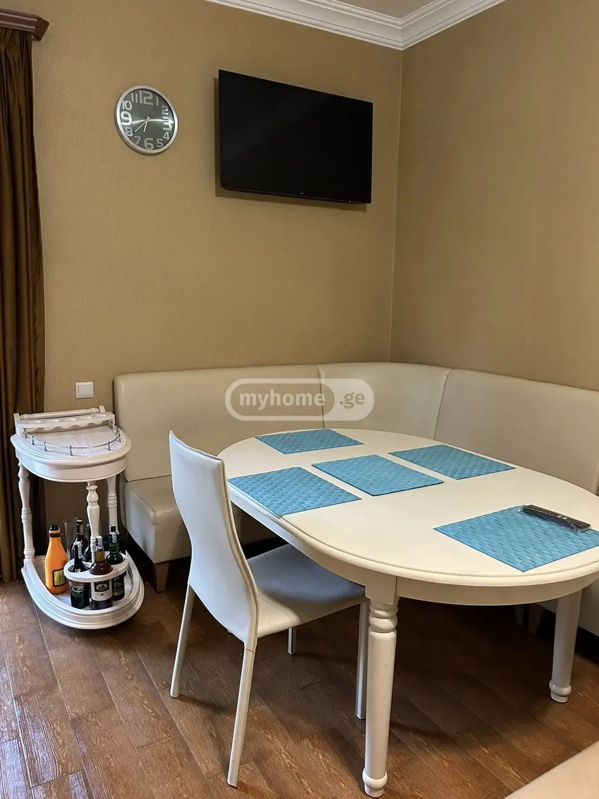 10+ Room Private House For Rent In Mtatsminda view 8