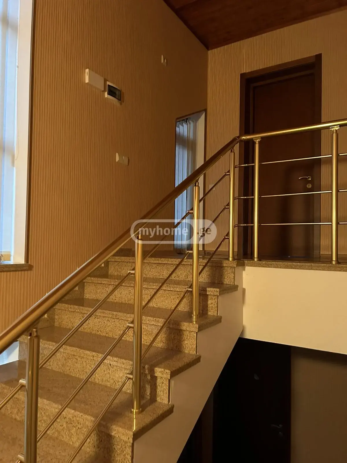 10+ Room Private House For Rent In Mtatsminda view 12