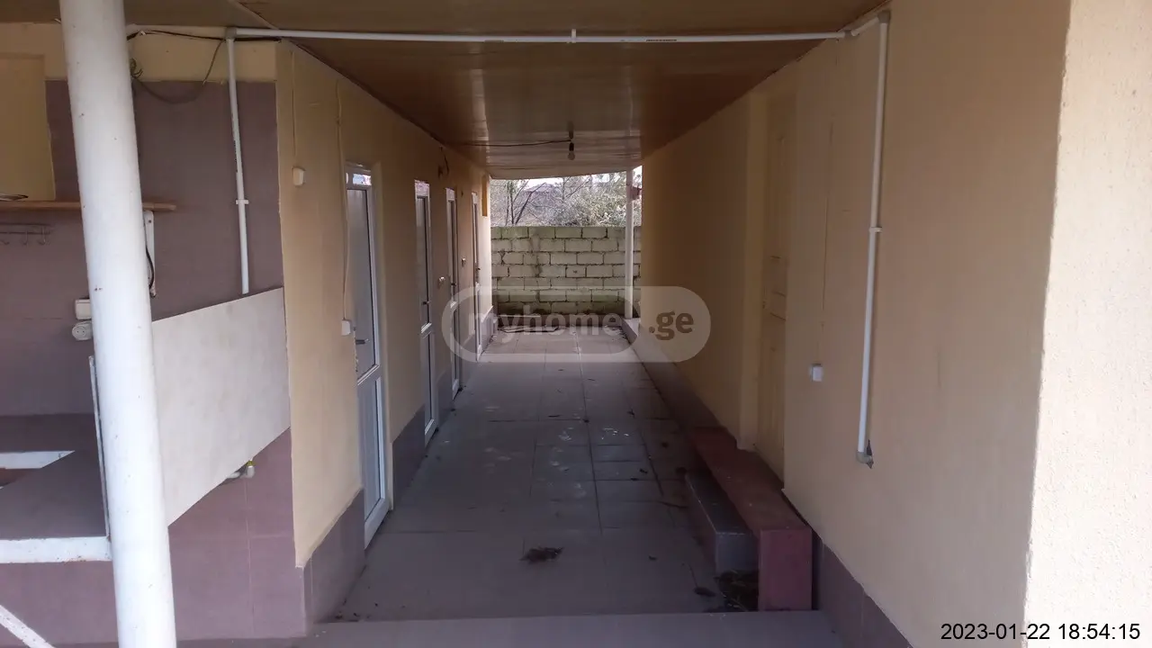8 Room Country House For Sale view 3