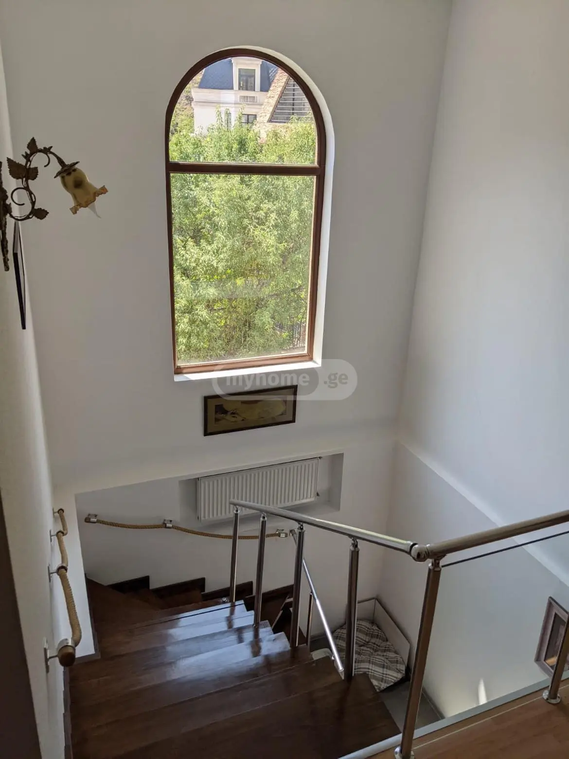 7 Room Private House For Sale view 3