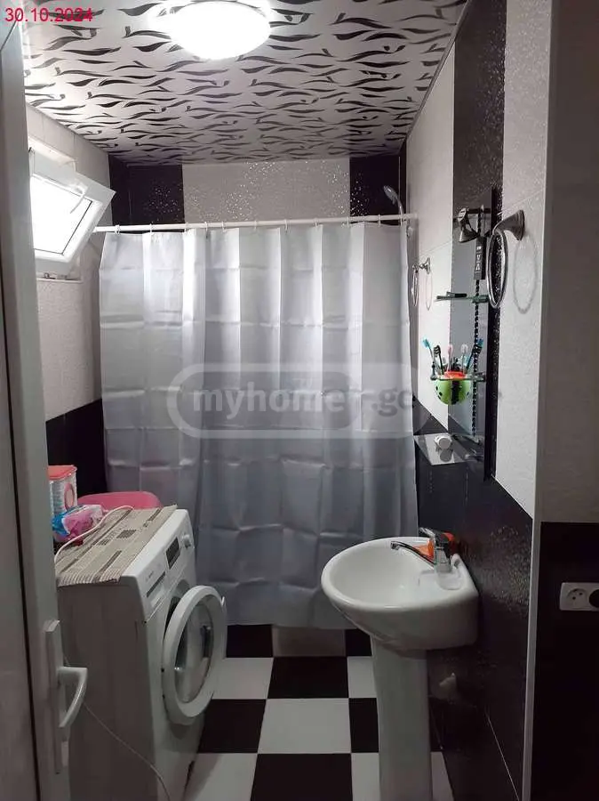 6 Room Private House For Sale view 11