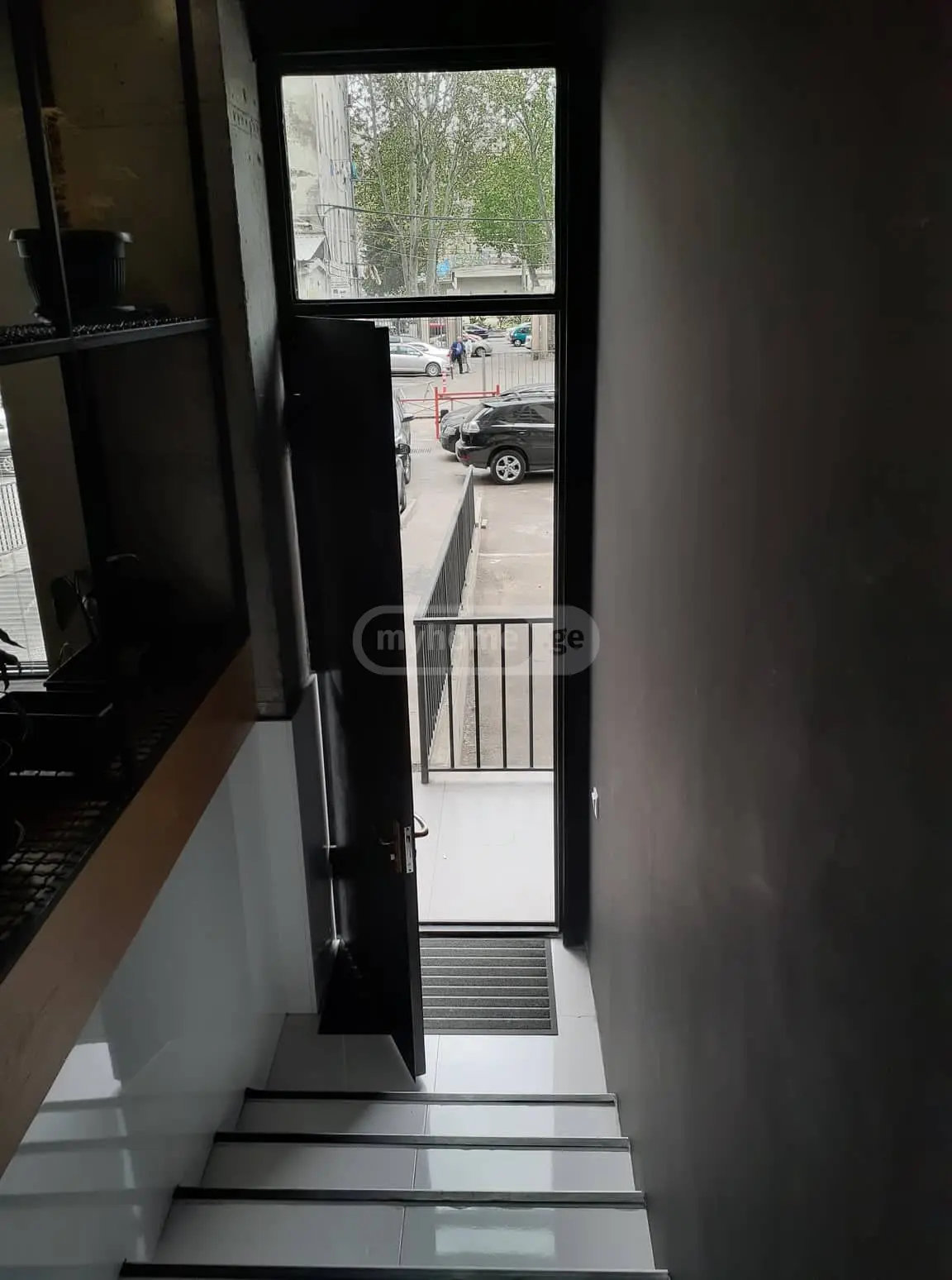 Office Commercial Area For Rent In Didube view 2