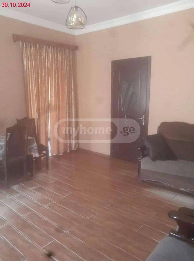 6 Room Private House For Sale view 10