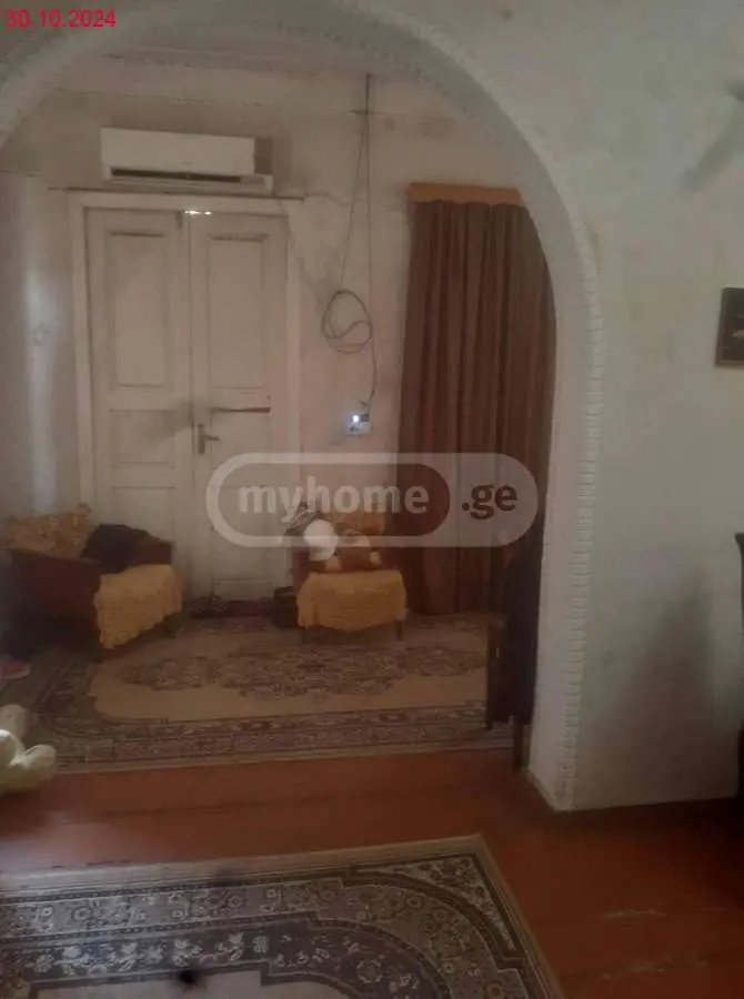 6 Room Private House For Sale view 12