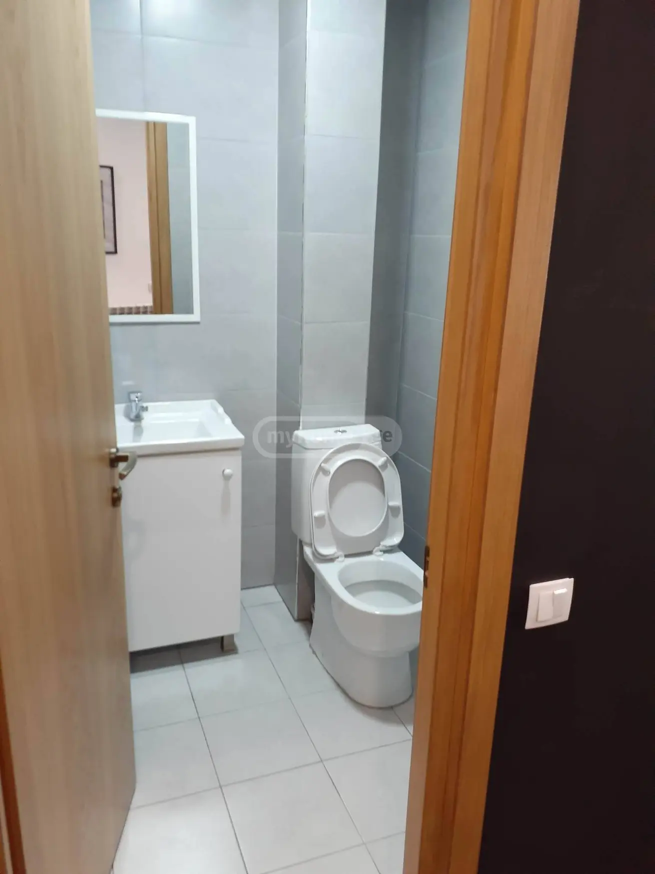 Office Commercial Area For Rent In Didube view 12