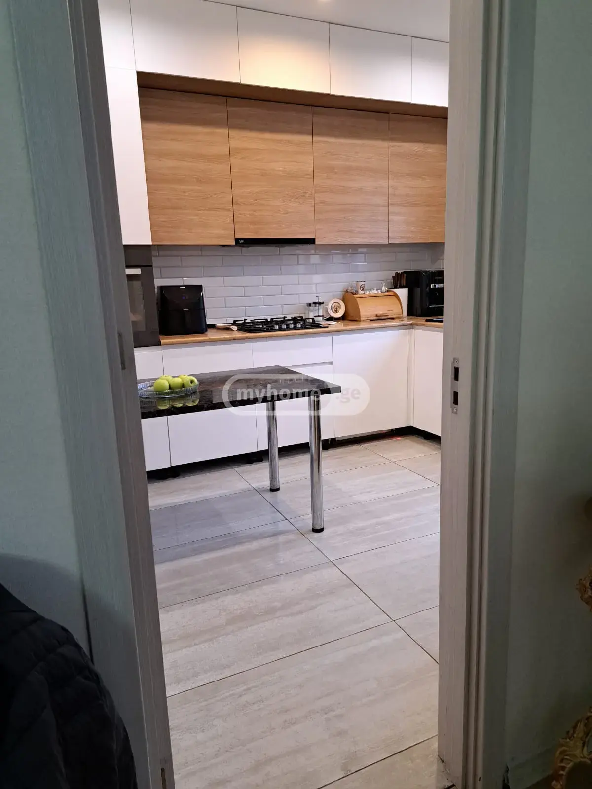 6 Room Private House For Rent In Avlabari view 4