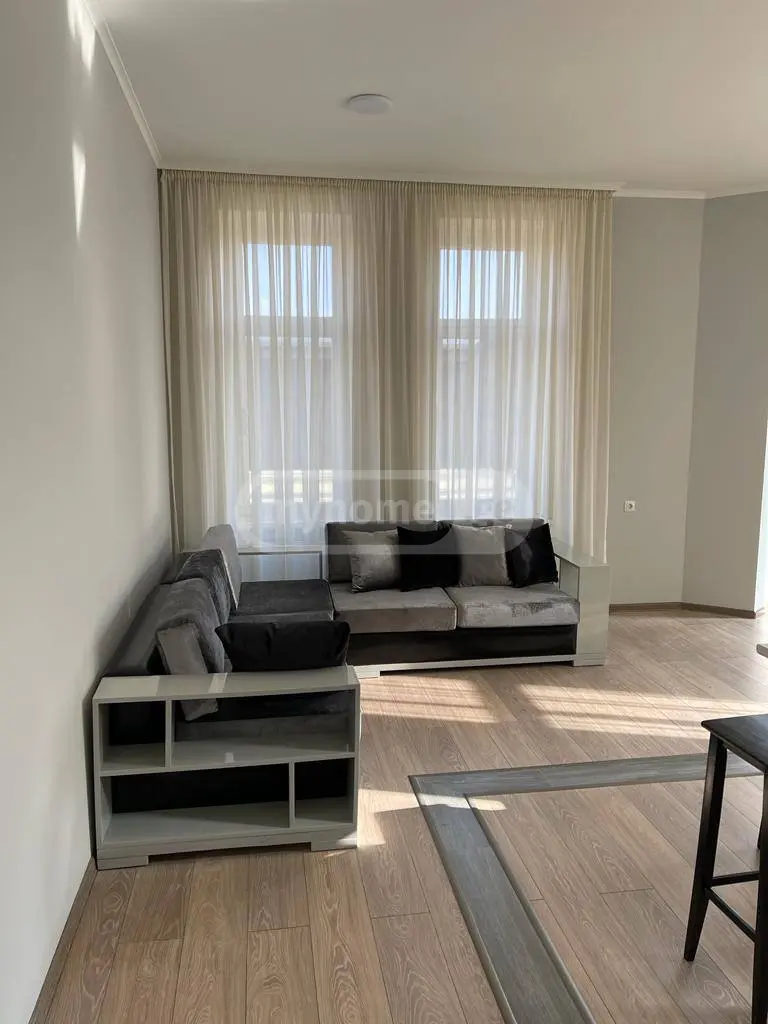 3 Room Apartment For Rent In Sololaki view 5