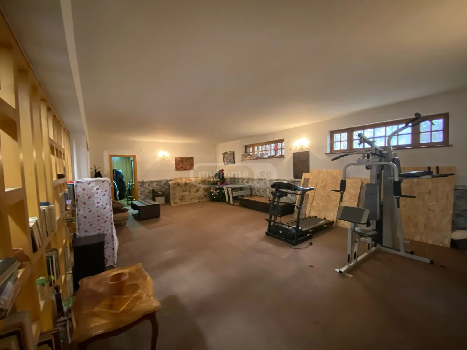 9 Room Private House For Sale view 4